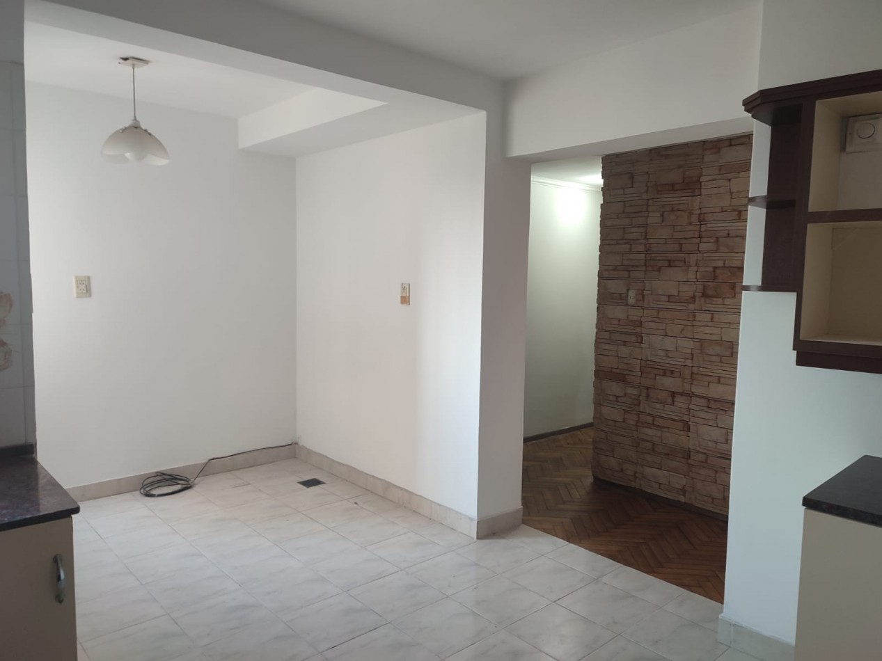 VENDO DEPARTAMENTO 3 DORM. CON COCHERA FRENTA A LA UCA