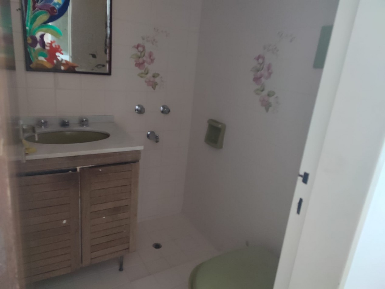 VENDO DEPARTAMENTO 3 DORM. CON COCHERA FRENTA A LA UCA