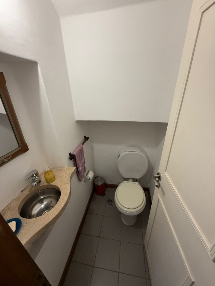 Vendo casa /hotel/ emprendimientos varios zona Centro