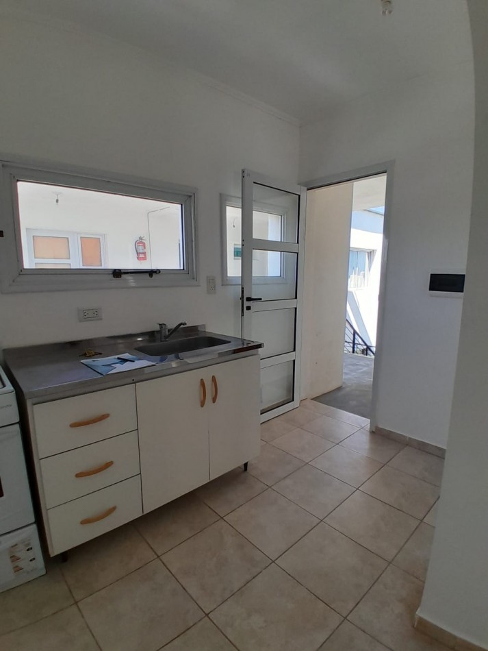 En alquiler departamento un dormitorio Oro Verde !