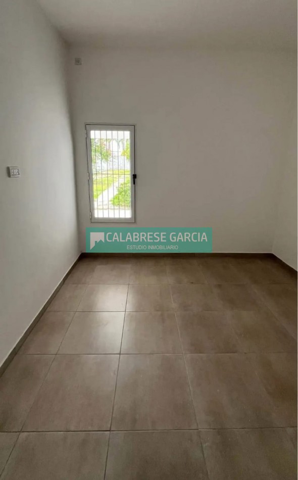 SE VENDE CASA REFACCIONADA A NUEVA ZONA EX HIPODROMO