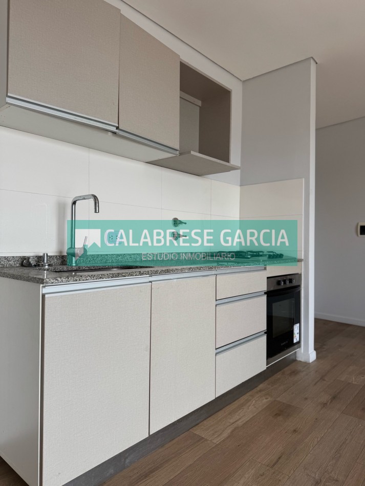 En venta departamento de dos dormitorios ,   zona centro !