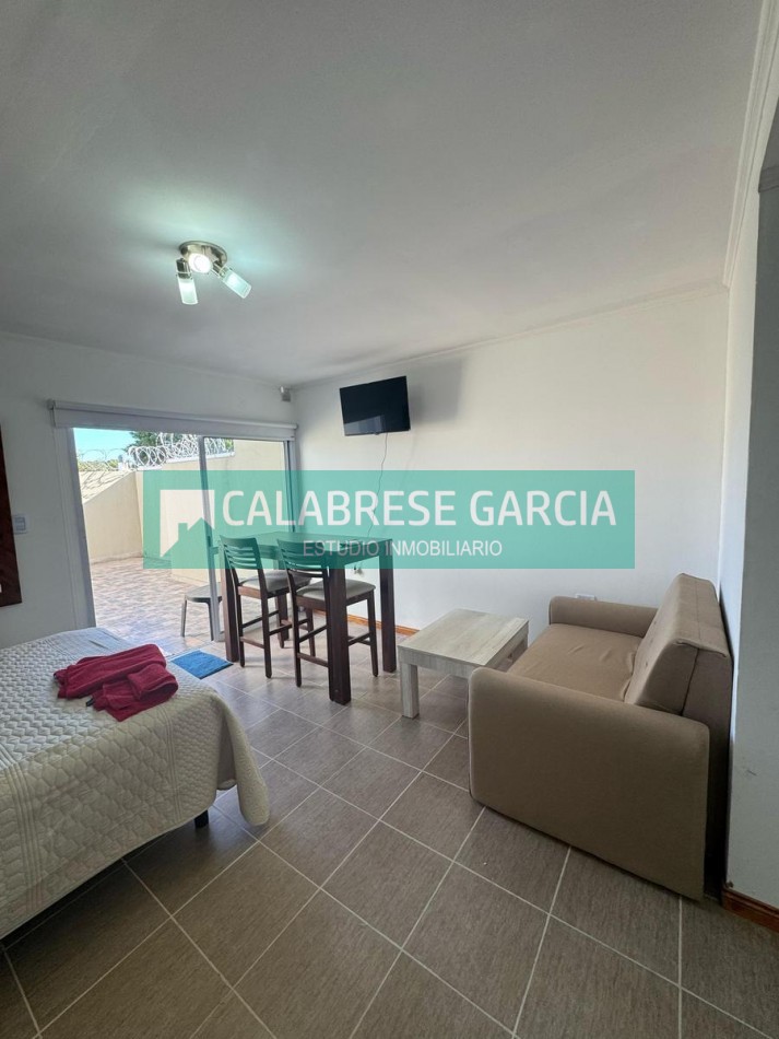 En venta departamento monoambiente , amoblado , con patio,  edificio con ascensor !