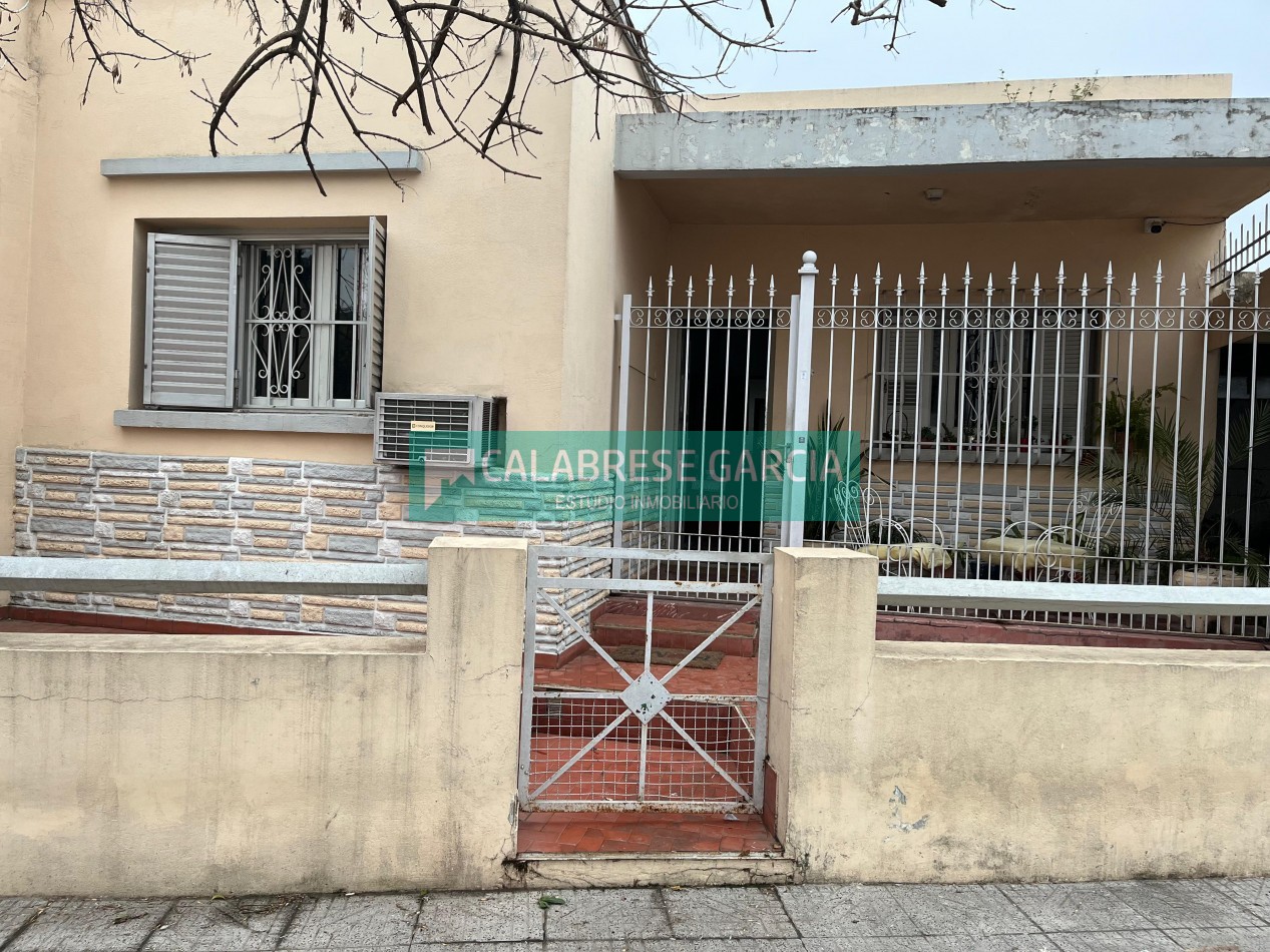 Se vende casa zona Plaza Saenz Peña