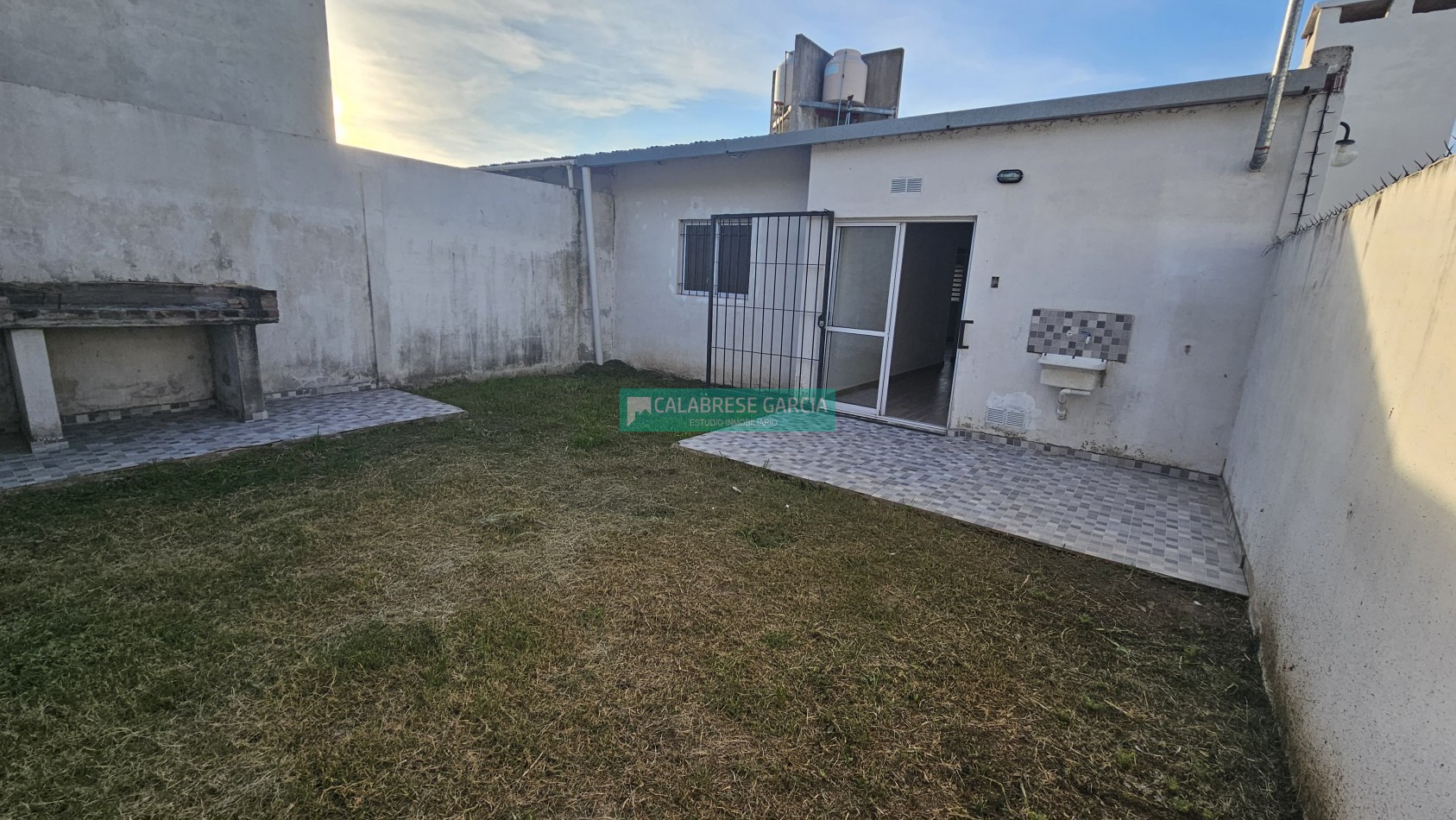 SE VENDE CASA AVENIDA DE LAS AMERICAS