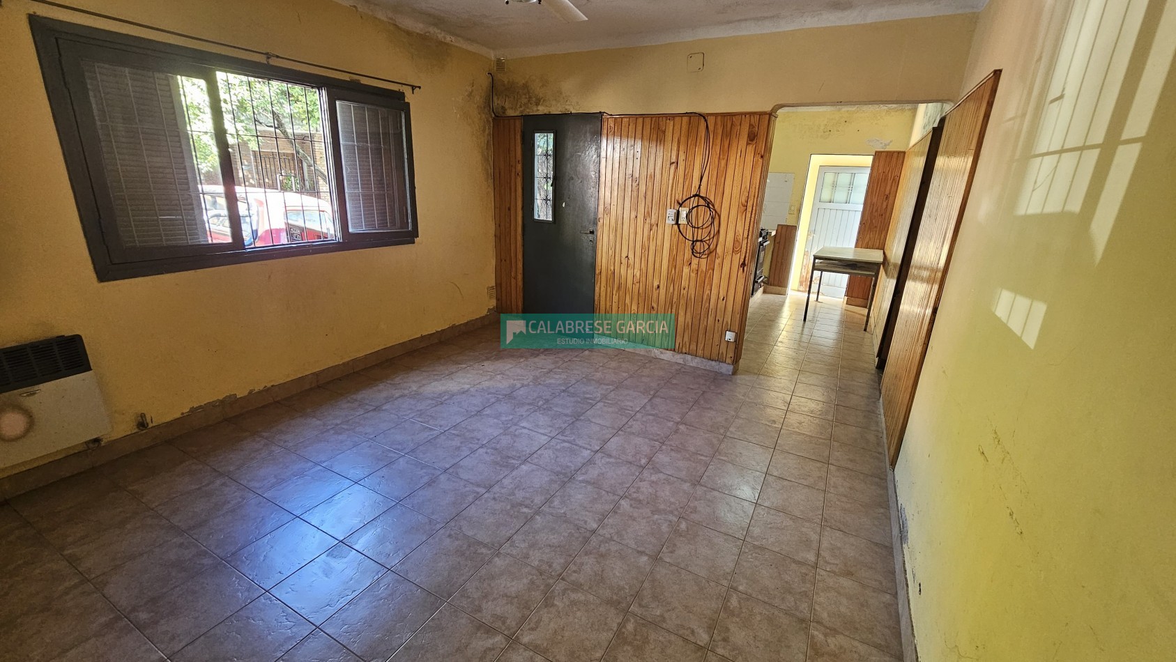 SE VENDE CASA A REFACCIONAR ZONA MEJICO Y PATAGONIA