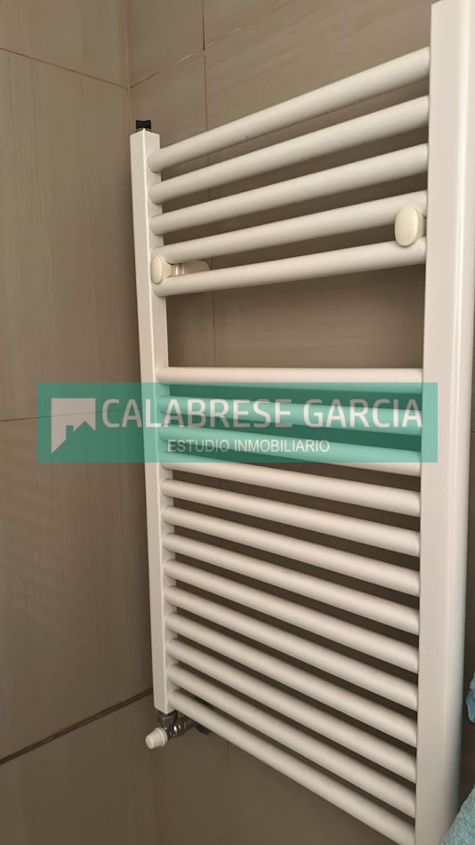 En venta departamento dos dormitorios , con cochera, centro parque  con amenities !