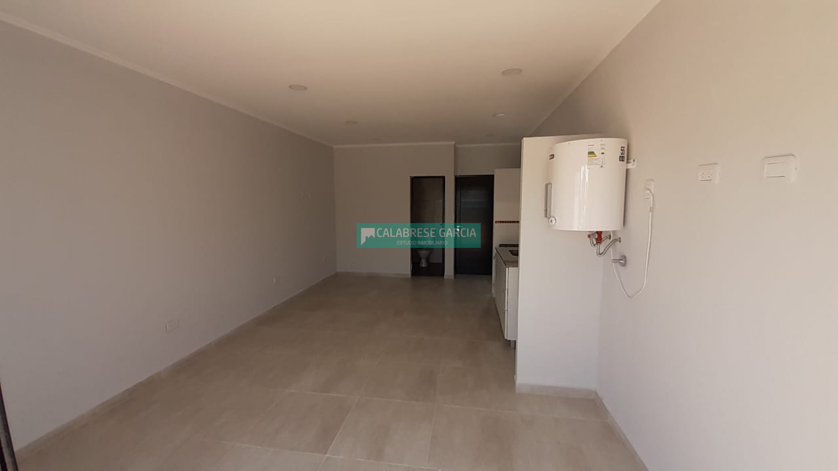 SE ALQUILA MONOAMBIENTE ZONA CLUB PATRONATO