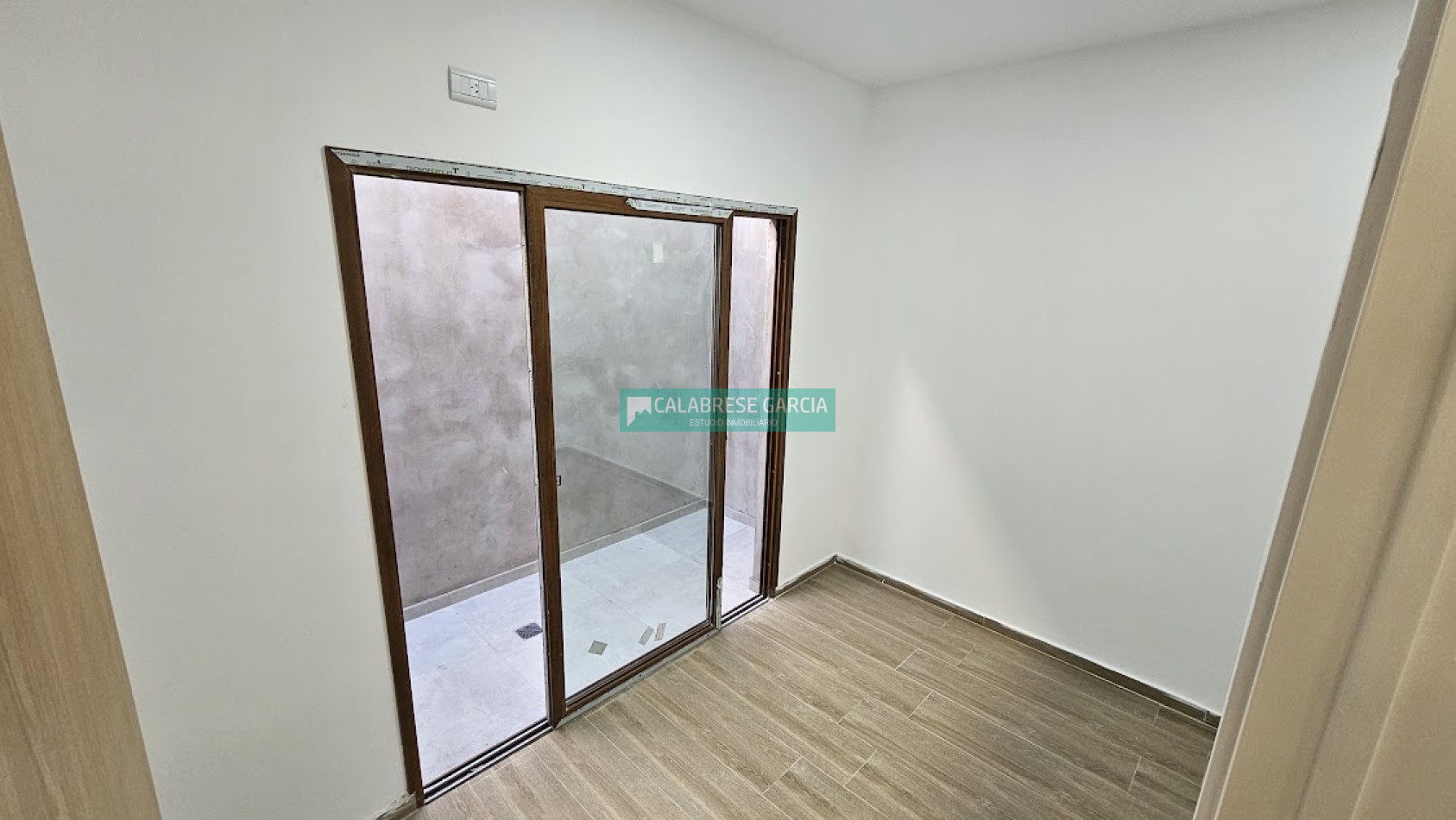 SE VENDE CASA A ESTRENAR ZONA ARTIGAS Y O´HGGINS