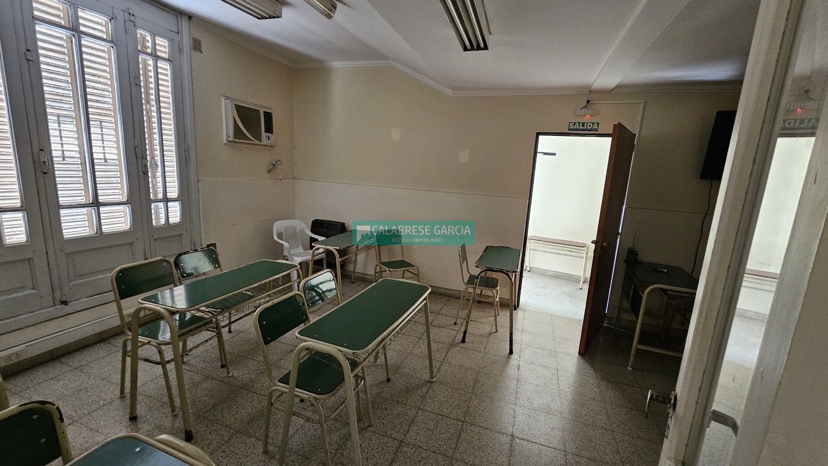 SE VENDE CASA ZONA MICRO CERNTRO