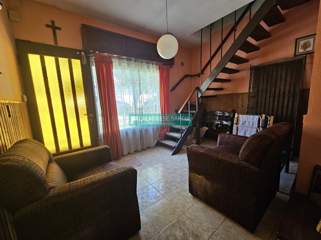 SE VENDE CASA A REFACCIONAR RAMIREZ Y PEREZ COLMAN