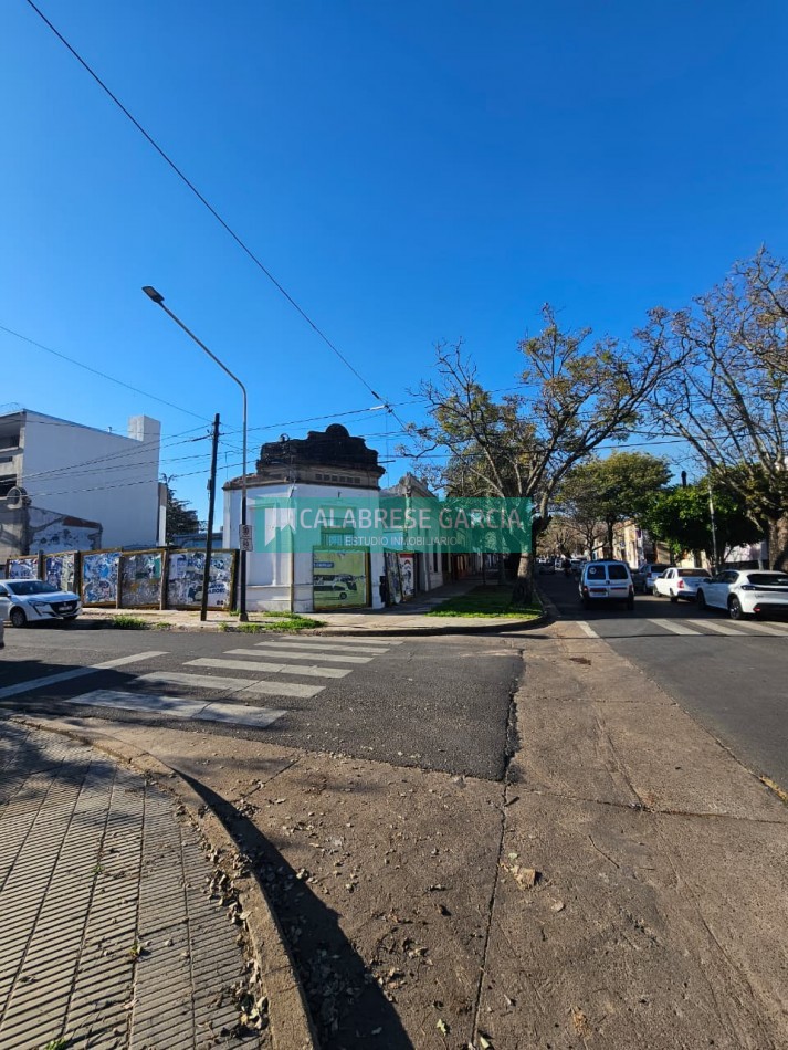 SE VENDE TERRENO DENTRO DE BULEVARES