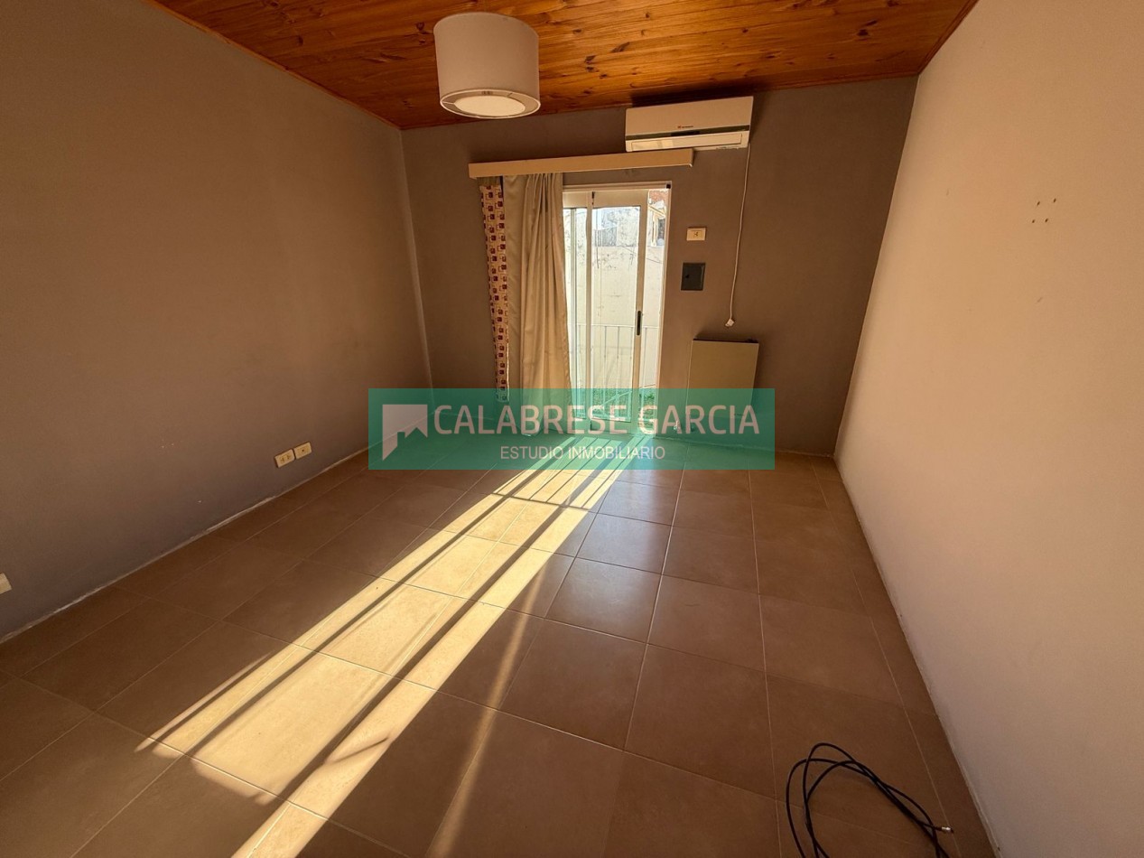 Vendo casa /hotel/ emprendimientos varios zona Centro