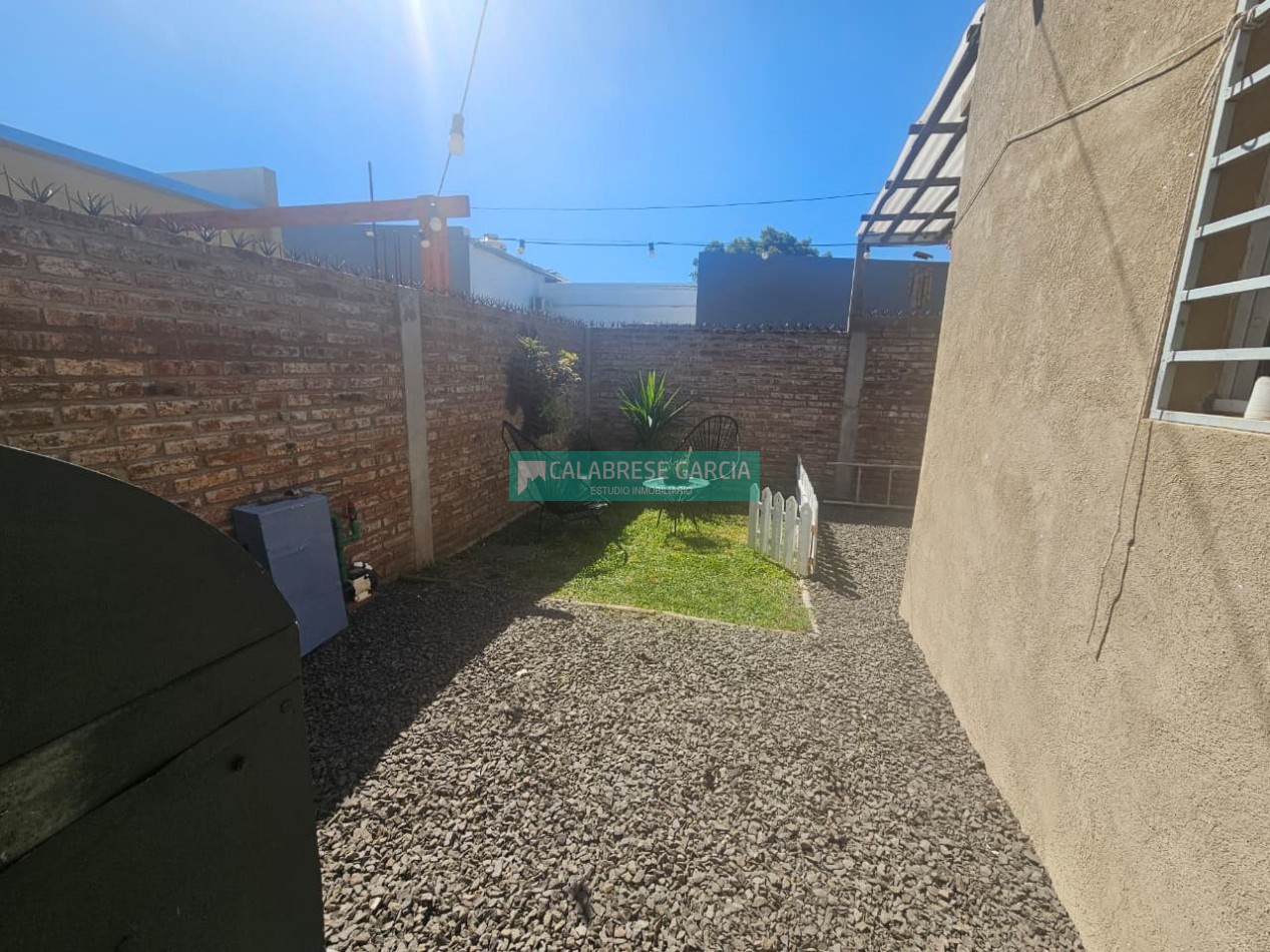 SE VENDE CASA EN UNA SOLA PLANTA