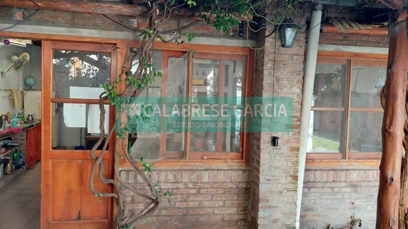SE VENDE CASA ZONA COLEGIO DON BOSCO
