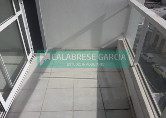 SE VENDE DEPARTAMENTO DE UN DORMITORIO ZONA CENTRO CON VISTA AL RIO