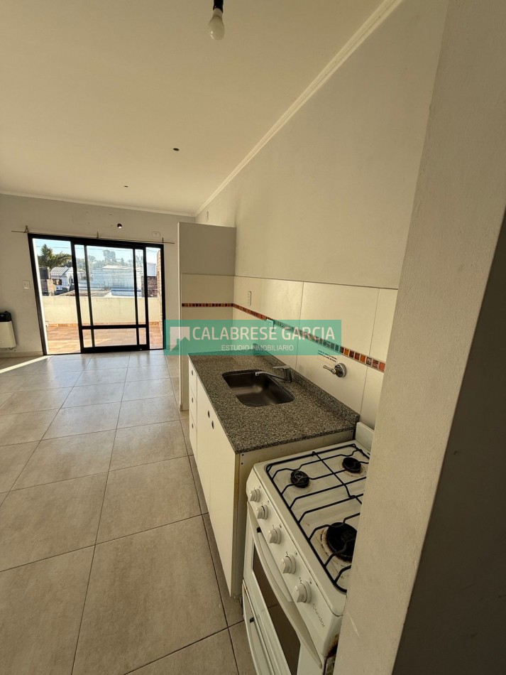 SE ALQUILA MONOAMBIENTE ZONA CLUB PATRONATO