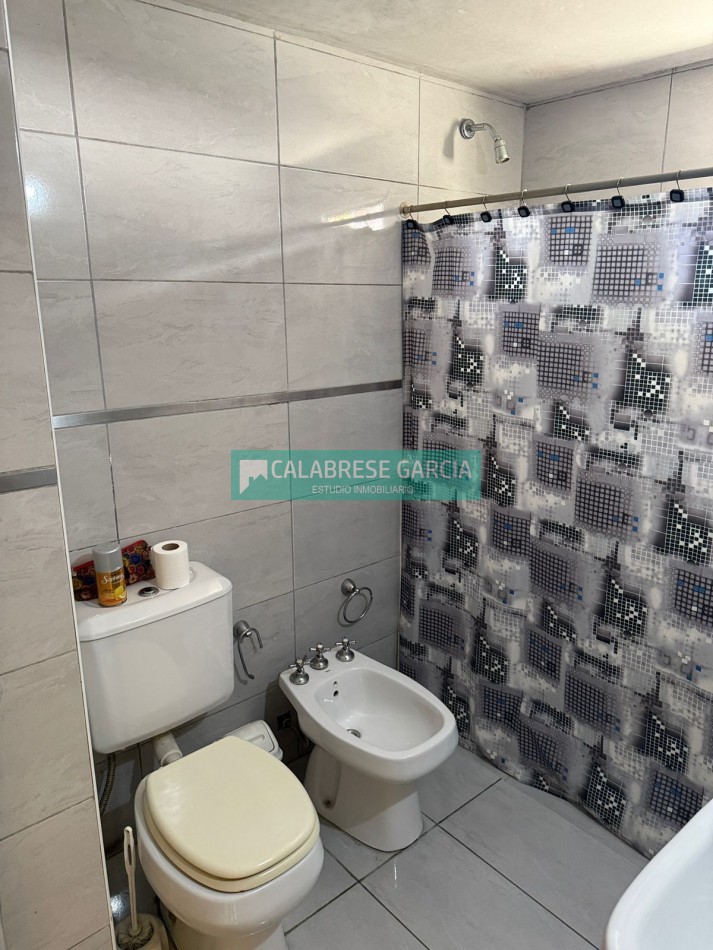 se vede departamenrto de un dormitorio en pleno centro 