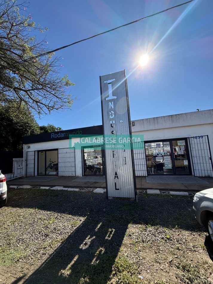 Alquilo salon comercial en Av. Almafuerte y Gdor. Maya!!!