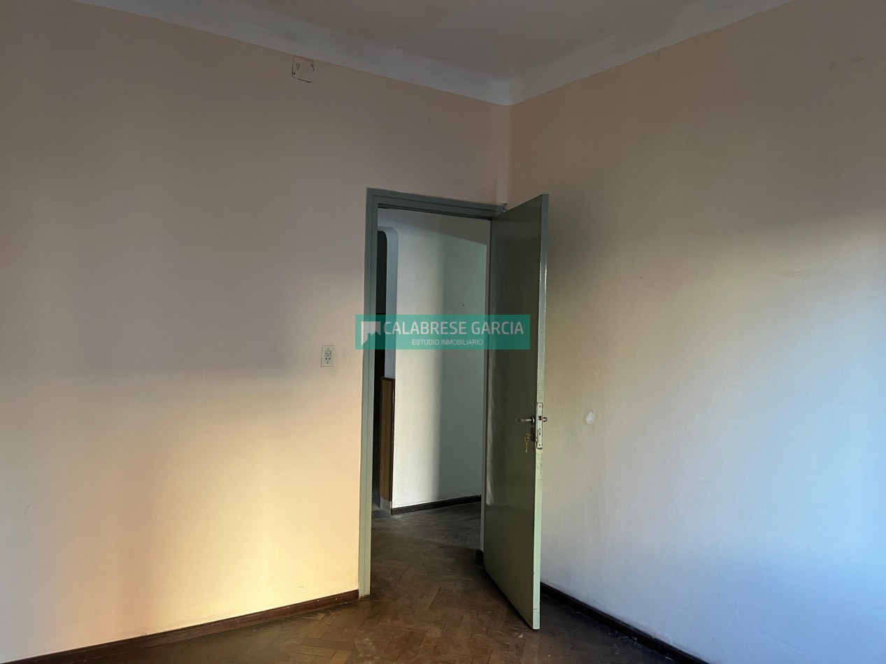 Imperdible Oportunidad Casa + Local en pleno Centro de Parana!