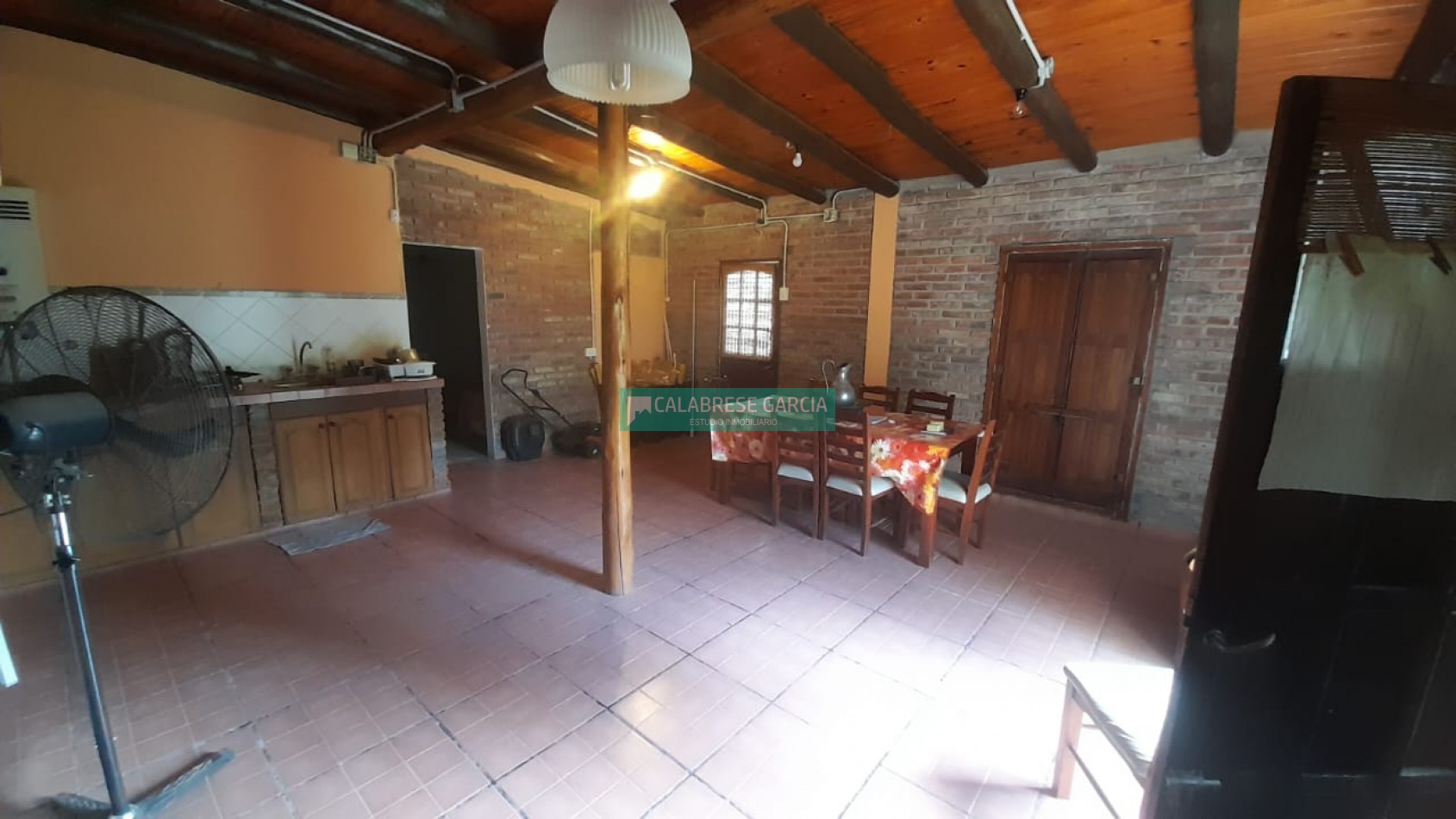 SE VENDE CASA QUINTA ZONA RUTA 12 Y 18