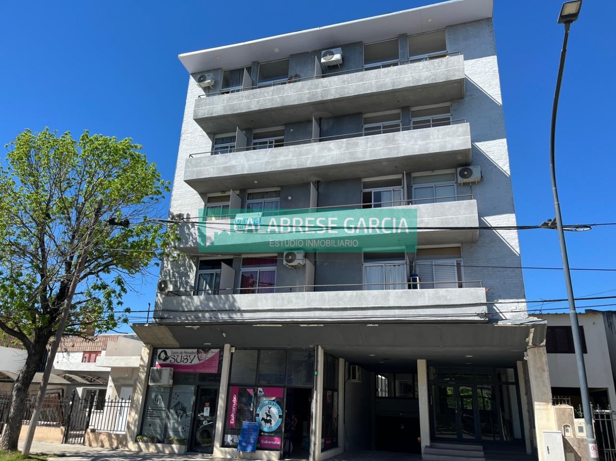 Alquilo departamento de 1 dormitorio PB contrafrente con patio zona Bv. Racedo y Av. de las Americas