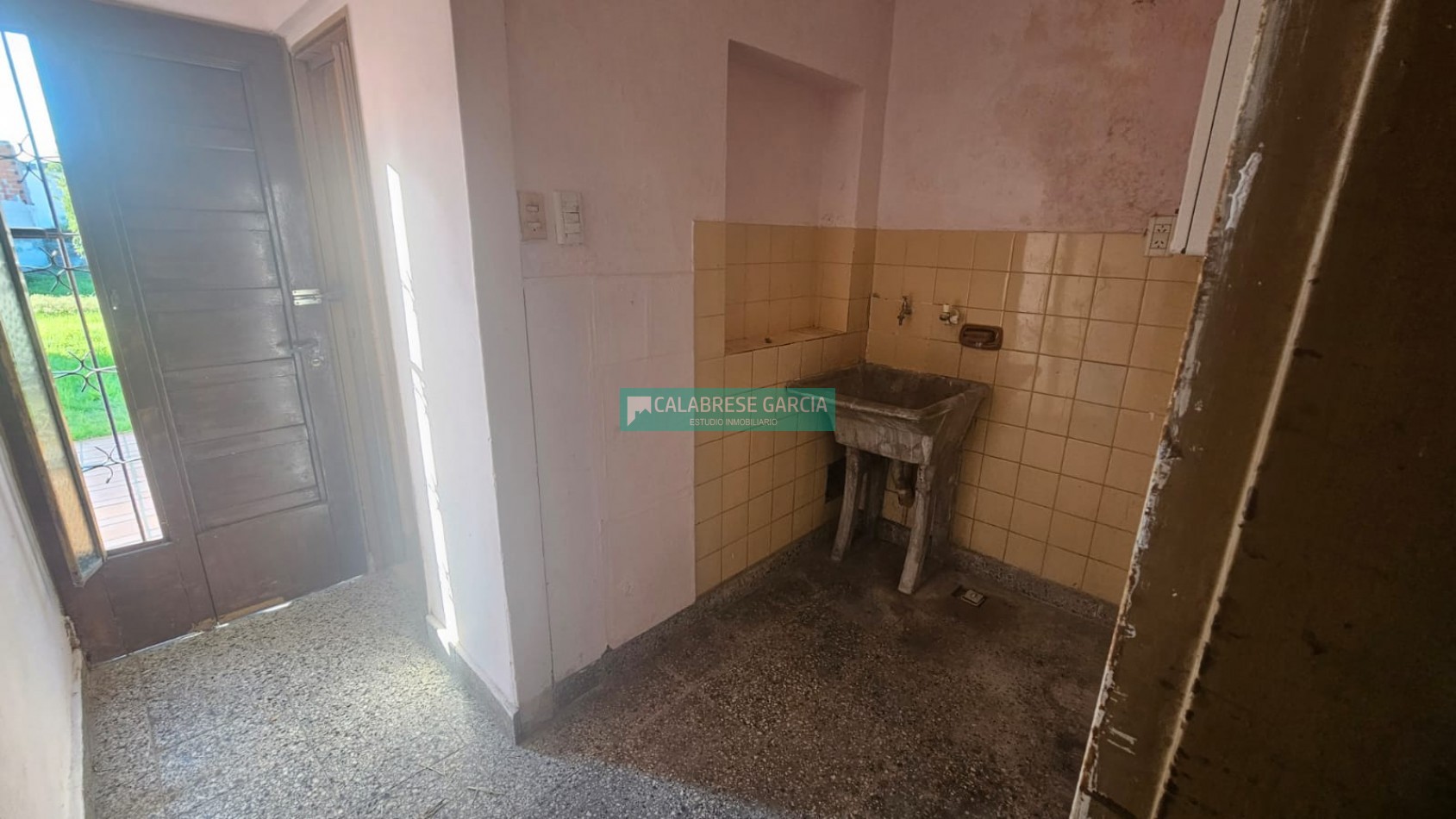 SE VENDE CASA ZONA DON BOSCO Y SUD AMERICA