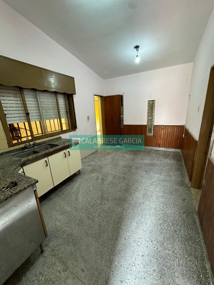 SE VENDE CASA ZONA DON BOSCO Y SUD AMERICA