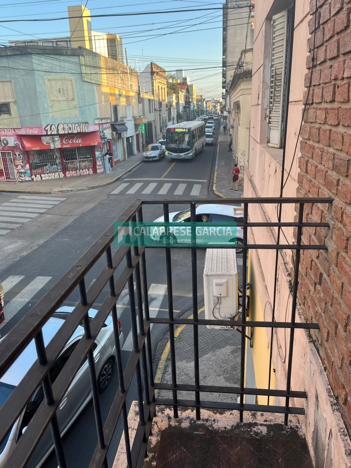 Imperdible Oportunidad Casa + Local en pleno Centro de Parana!