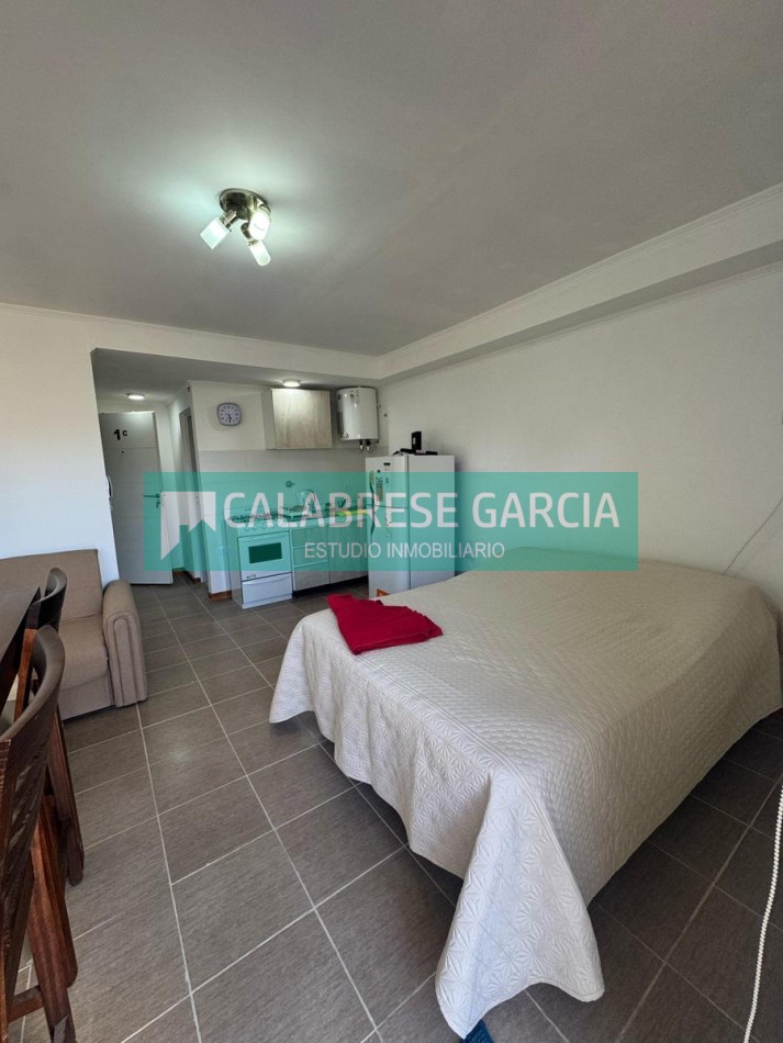 En venta departamento monoambiente , amoblado , con patio,  edificio con ascensor !
