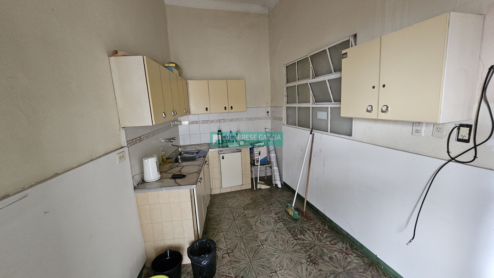 SE VENDE CASA ZONA MICRO CERNTRO