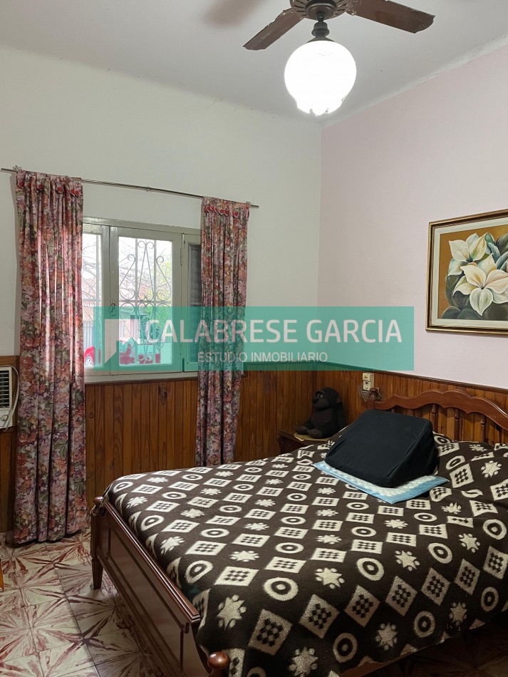 Se vende casa zona Plaza Saenz Peña