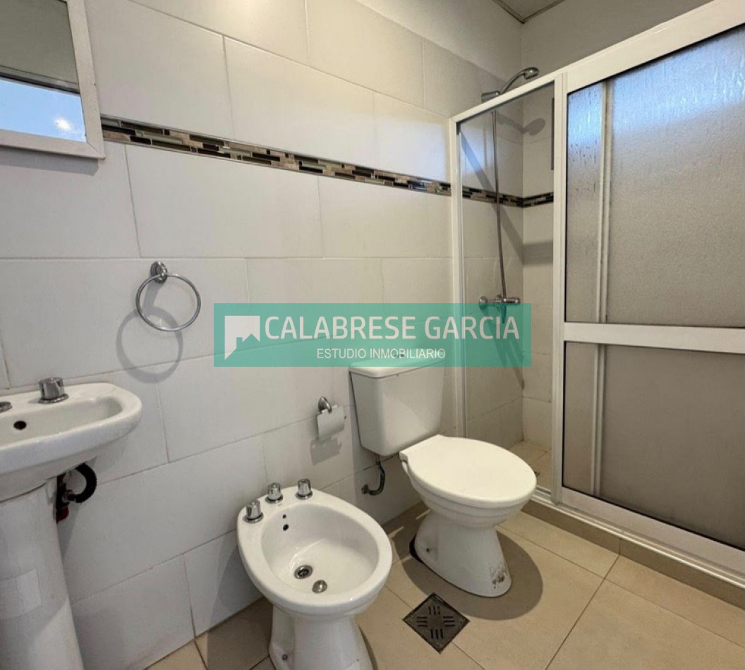 oportunidad de inversion/ se vende local y monoambiente zona terminal