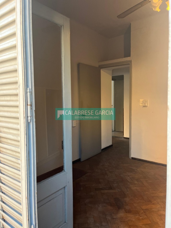 Imperdible Oportunidad Casa + Local en pleno Centro de Parana!