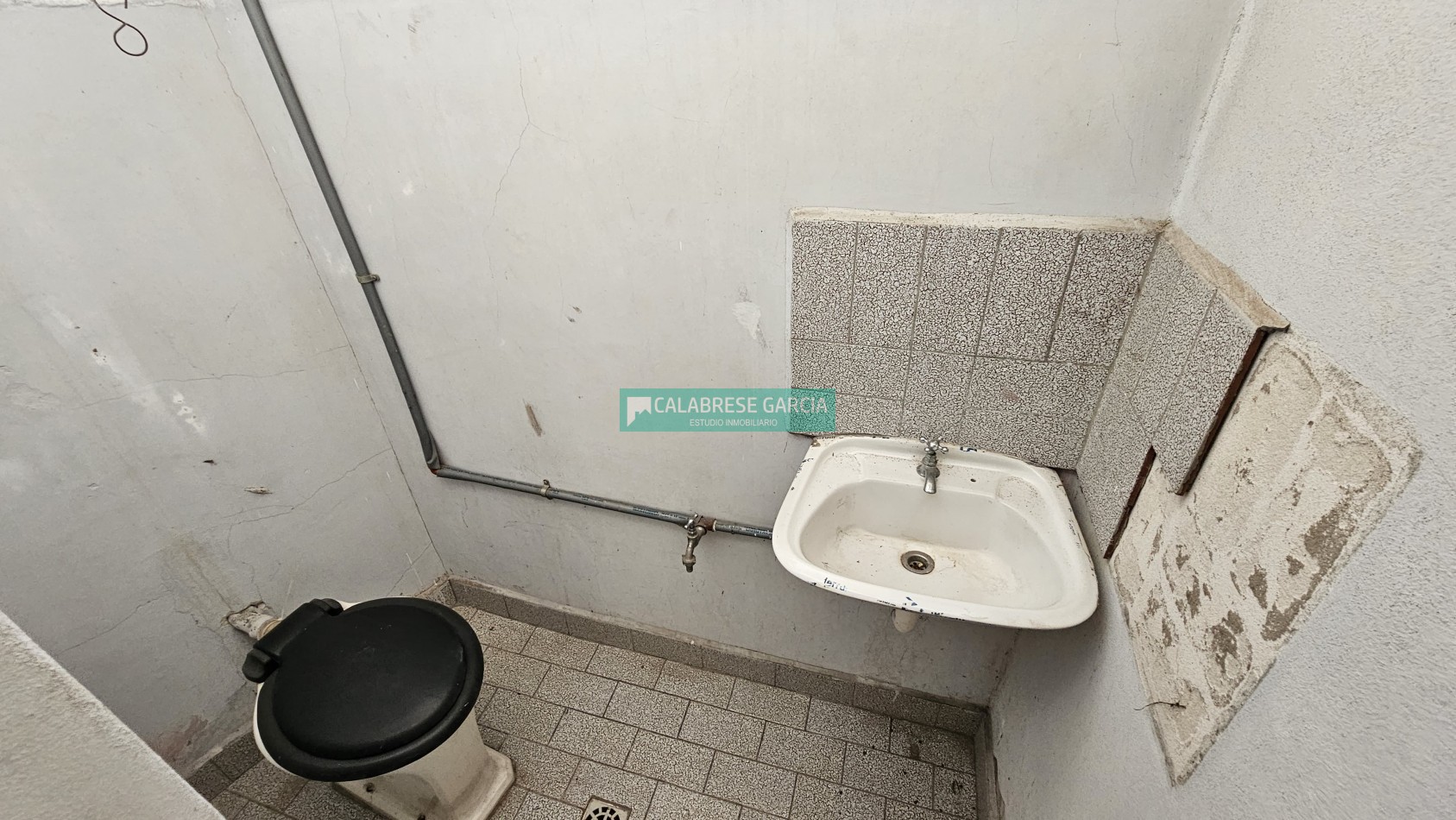 SE VENDE CASA ZONA MICRO CERNTRO