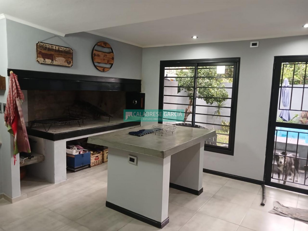 SE VENDE CASA LISTA PARA MUDARSE DENTRO DE BOULEVARES