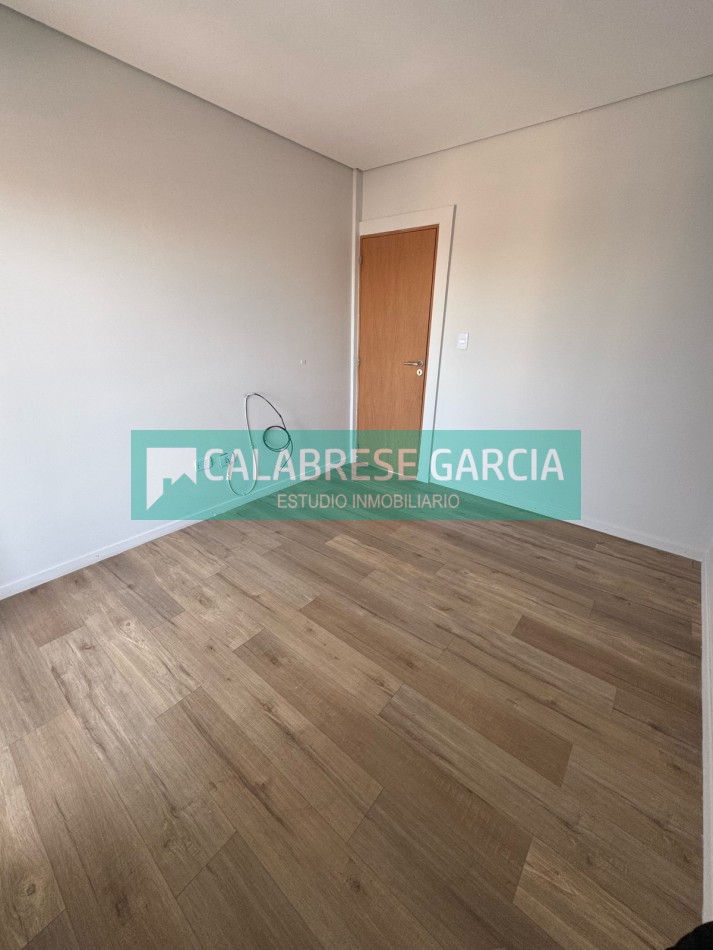 En venta departamento de dos dormitorios ,   zona centro !