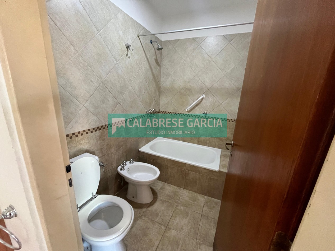 Alquilo dpto 1 dorm al frente zona centro