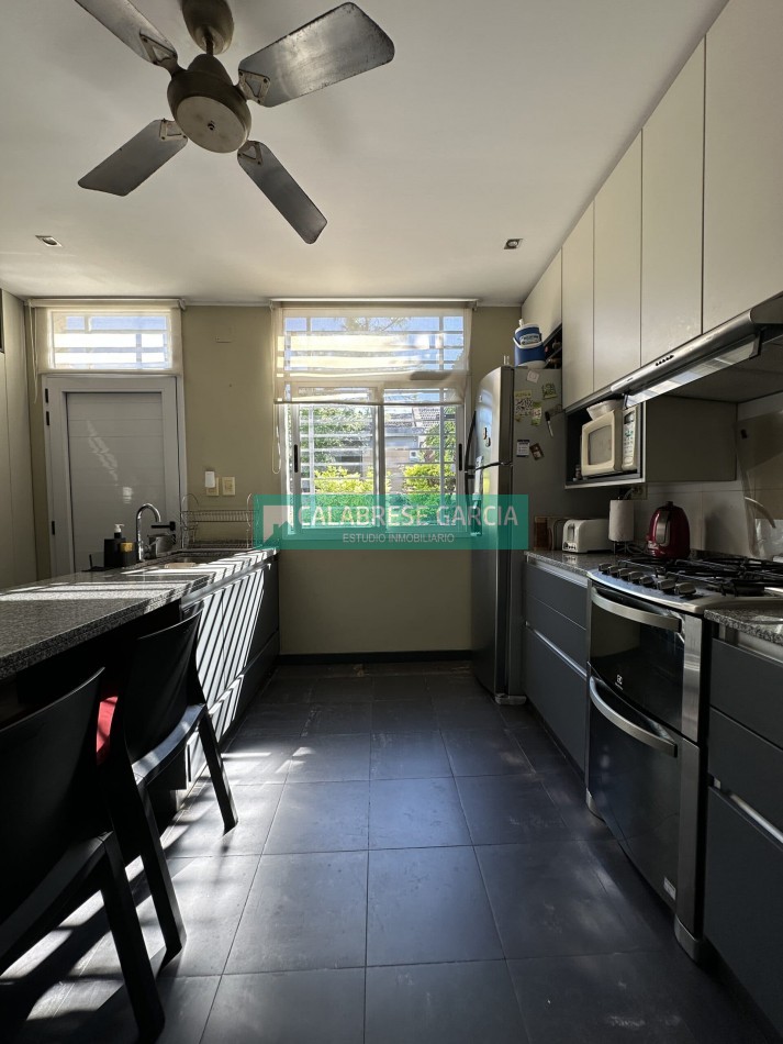 SE VENDE CASA LISTA PARA ENTRAR A VIVIR ZONA PLAZA SAENZ PEÑA