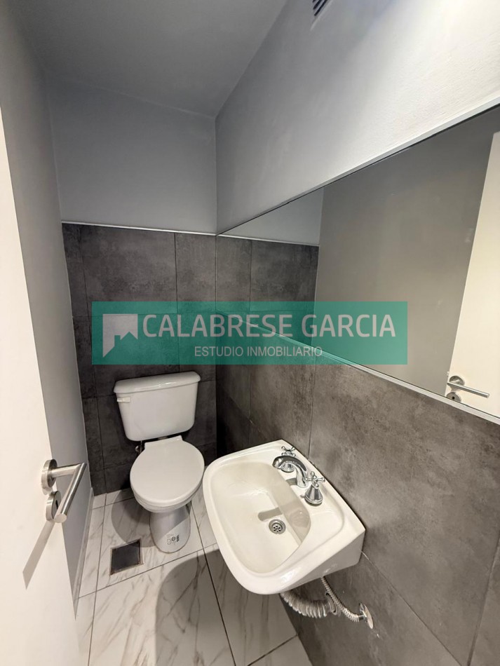 En venta departamento dos dormitorios , escritorio , dos baños , amoblado !
