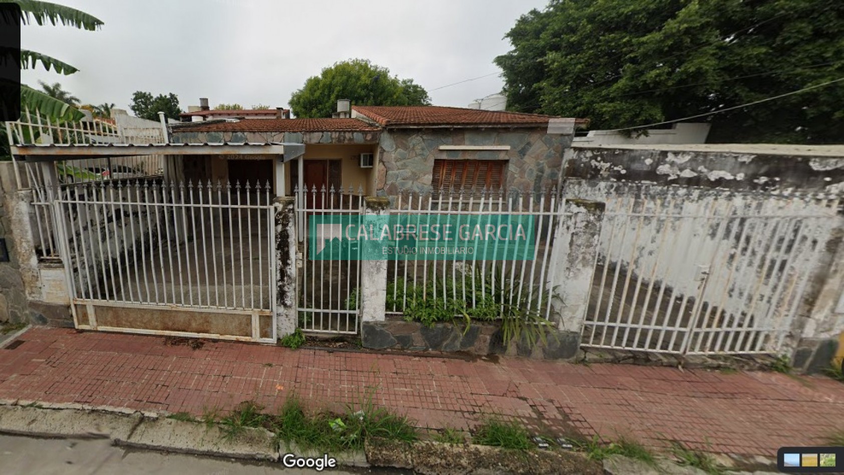 Vendo casa a reciclar zona Club Talleres