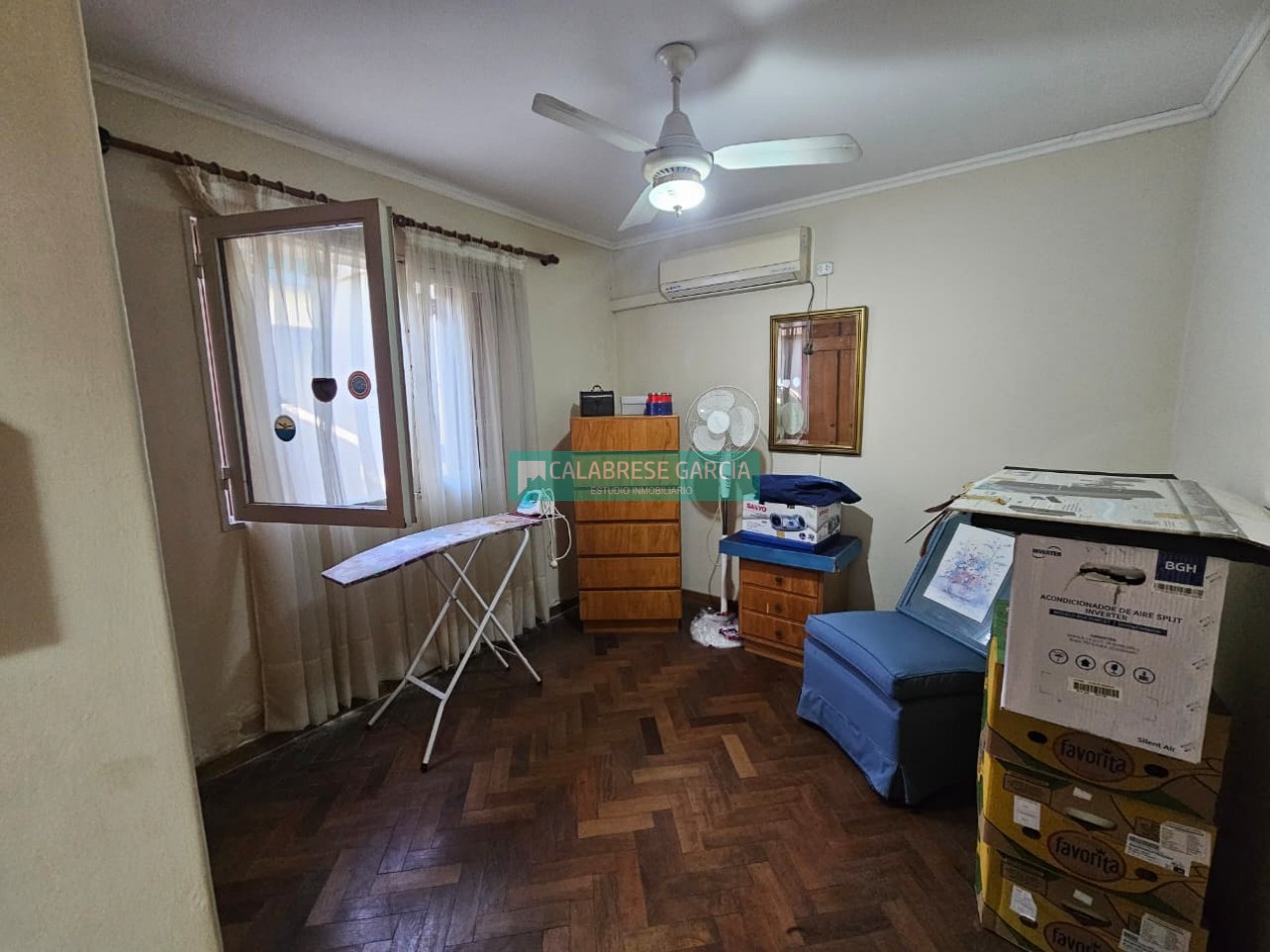 Se vende casa zona centro en una sola planta de tres dormitorios
