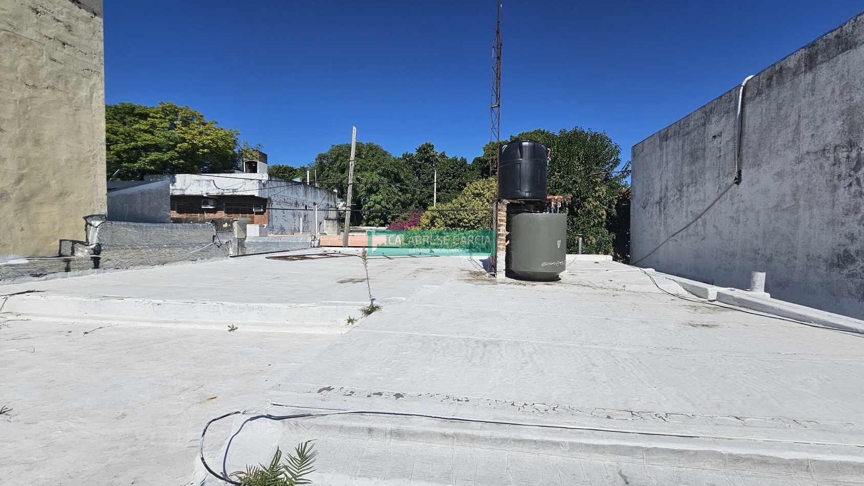 SE VENDE CASA A REFACCIONAR ZONA MEJICO Y PATAGONIA