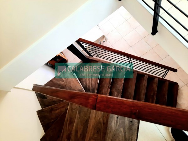 SE VENDE CASA ZONA CENTRO-PARQUE