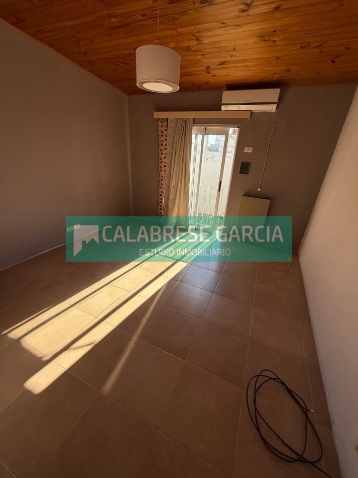Vendo casa /hotel/ emprendimientos varios zona Centro