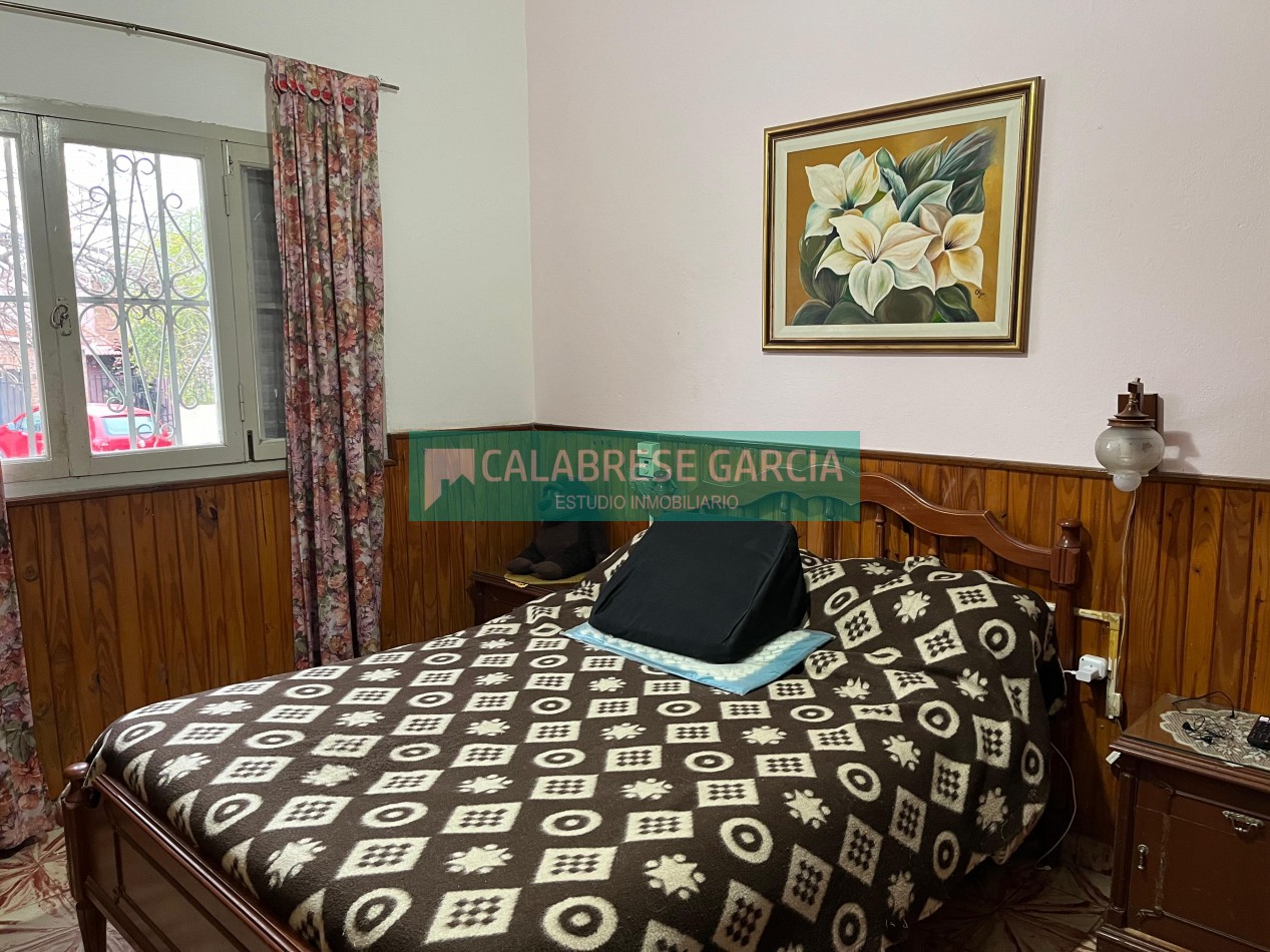 Se vende casa zona Plaza Saenz Peña