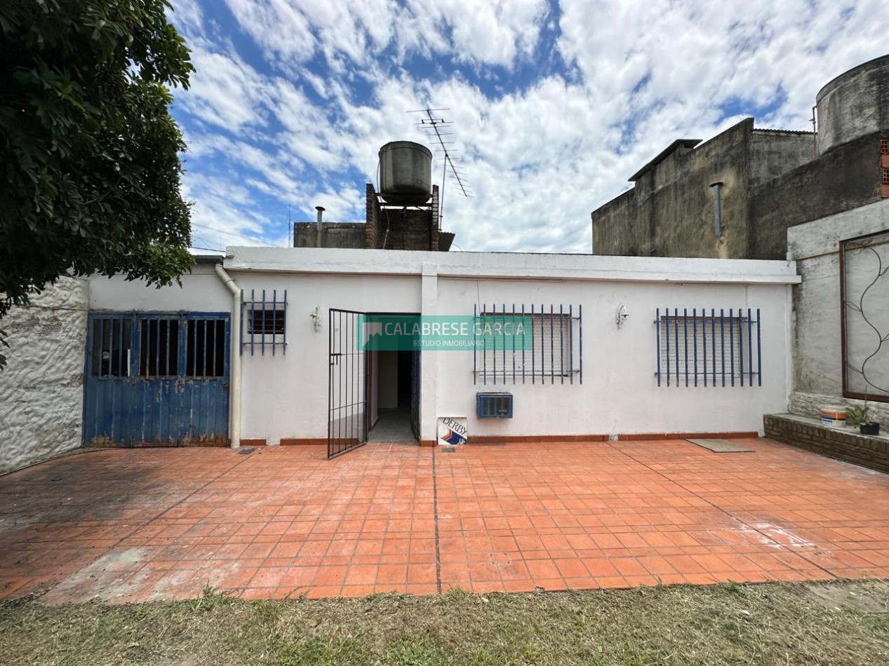 SE VENDE CASA ZONA DON BOSCO Y SUD AMERICA