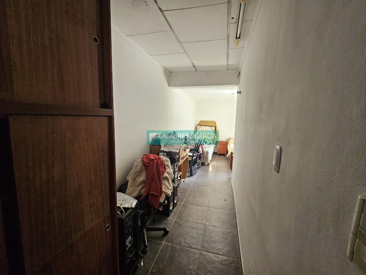 Se vende casa zona Churruarin y Gdor Crespo