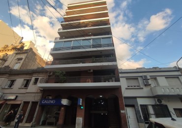 VENDO DEPARTAMENTO 3 DORM. CON COCHERA FRENTA A LA UCA