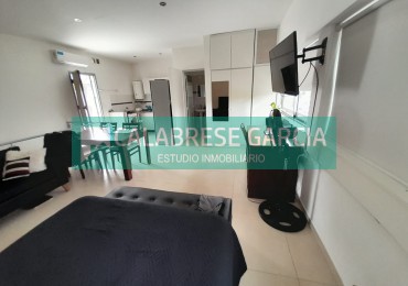 En venta  monoambiente y local comercial !